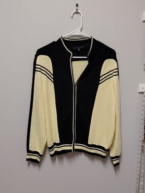 Ming Wang Black and Yellow Zip-Front Knit Cardigan